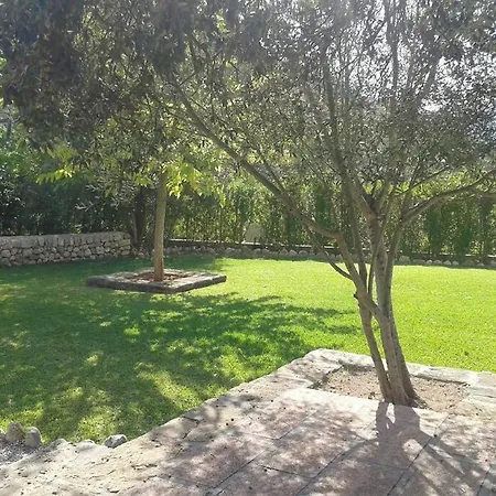 Bandris Situada A 2 Minutos Pollensa. *